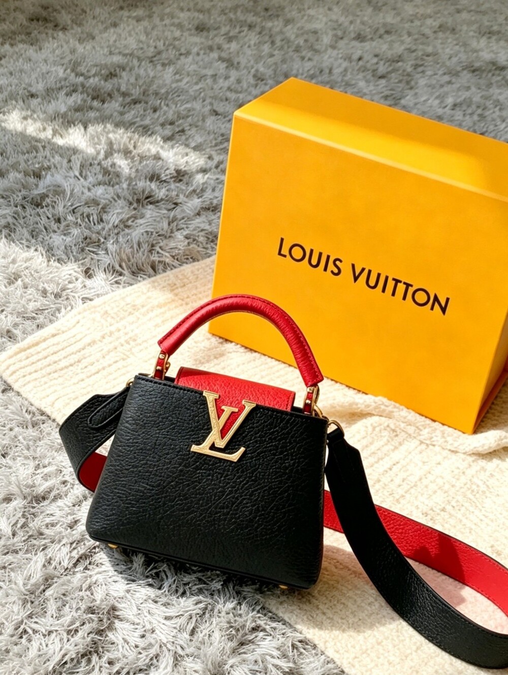 Louis Vuitton Capucines Mini Black  Red Taurillon Leather